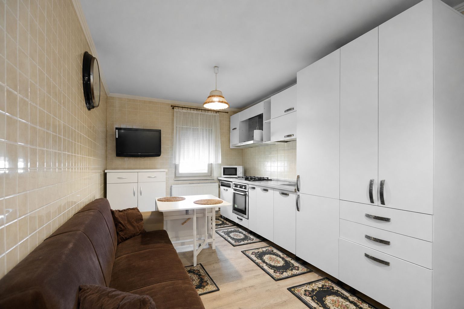 Apartament 3 Camere - Mobilat și Utilat - Parcare – Exercițiu