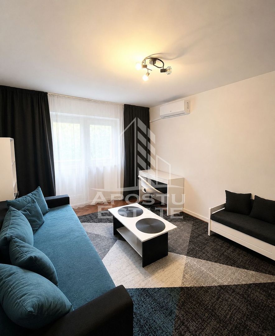 Apartament de vanzare cu 2 camere, semidecomandat, zona Dambovita
