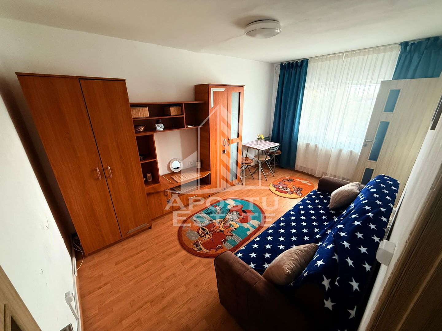 Apartament cu 1 camera de inchiriat-Centrala proprie, Timisoara