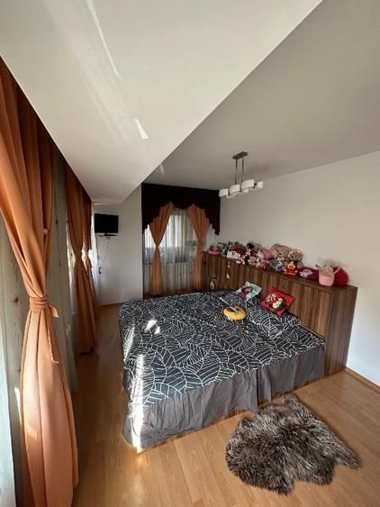 De inchiriat apartament cu 2 camere Complex Privilege, etaj1/13, 400 E