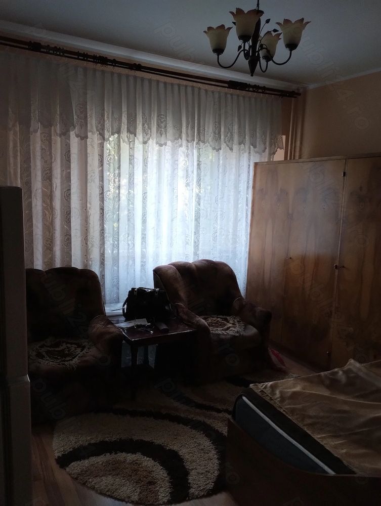 De inchiriat apartament 1 camera str Siderurgiștilor, et.2, 1100 lei