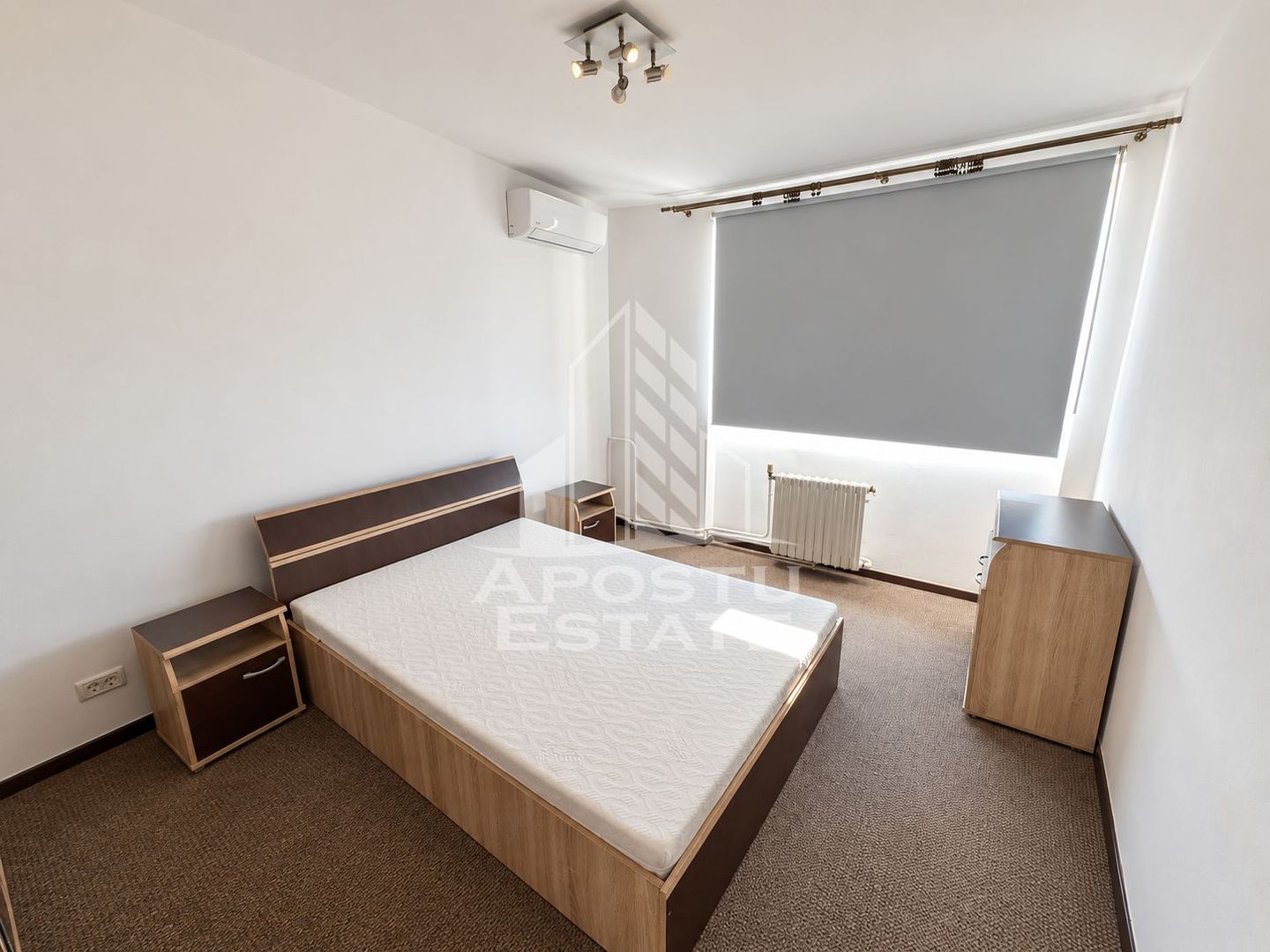 Apartament de vanzare cu 2 camere, Decomandat, zona Elisabetin