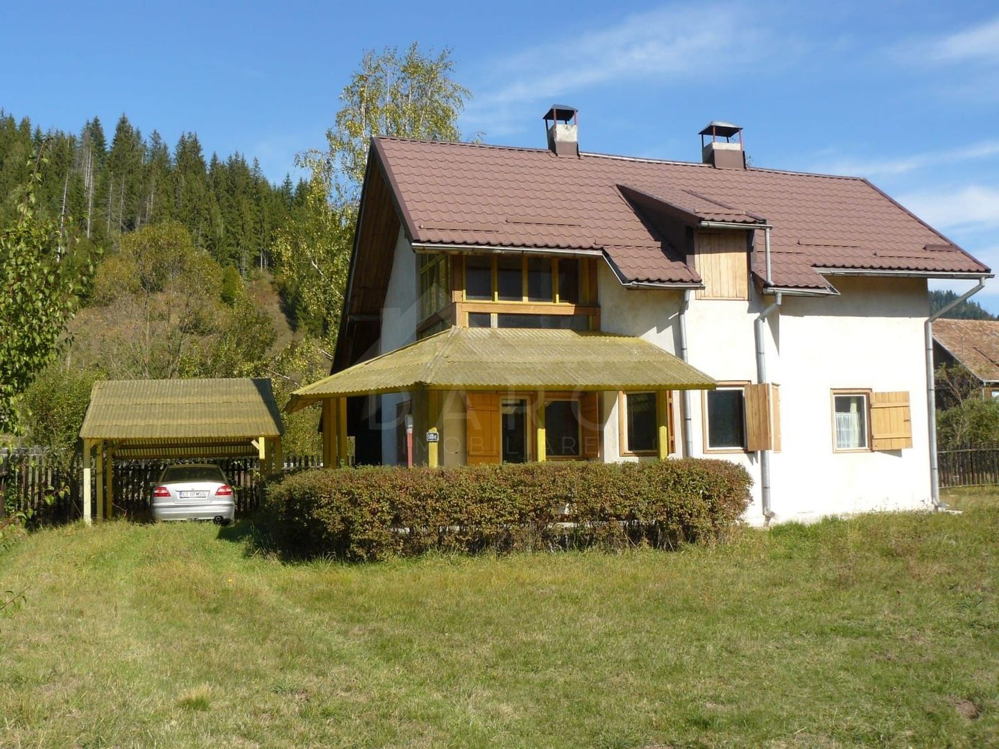 Casă cu etaj , de cărămidă, pe teren de 1680 M2, intabulat și cu cadastru,la Neagra, jud. Mureș