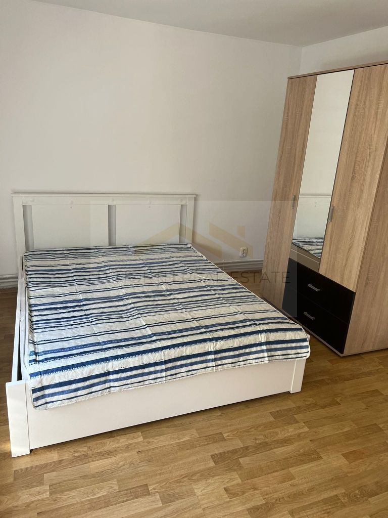 Apartament 3 camere de închiriat | Lujerului | 82 mp | Centrală proprie