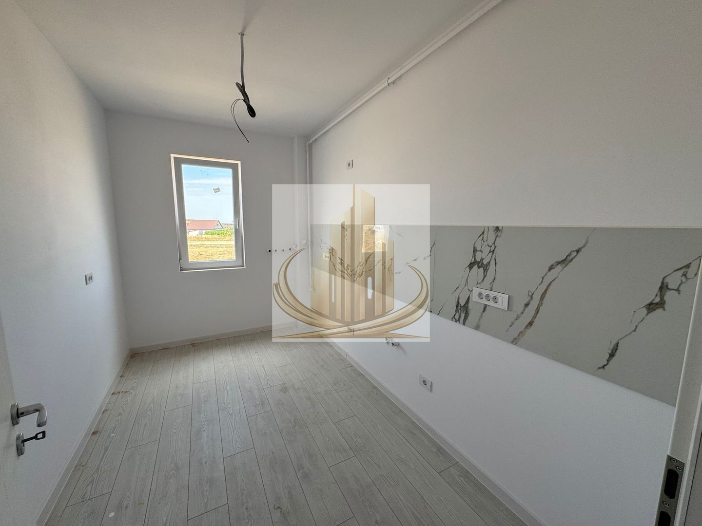 Apartamente noi. Bucătărie separată. Tva inclus.