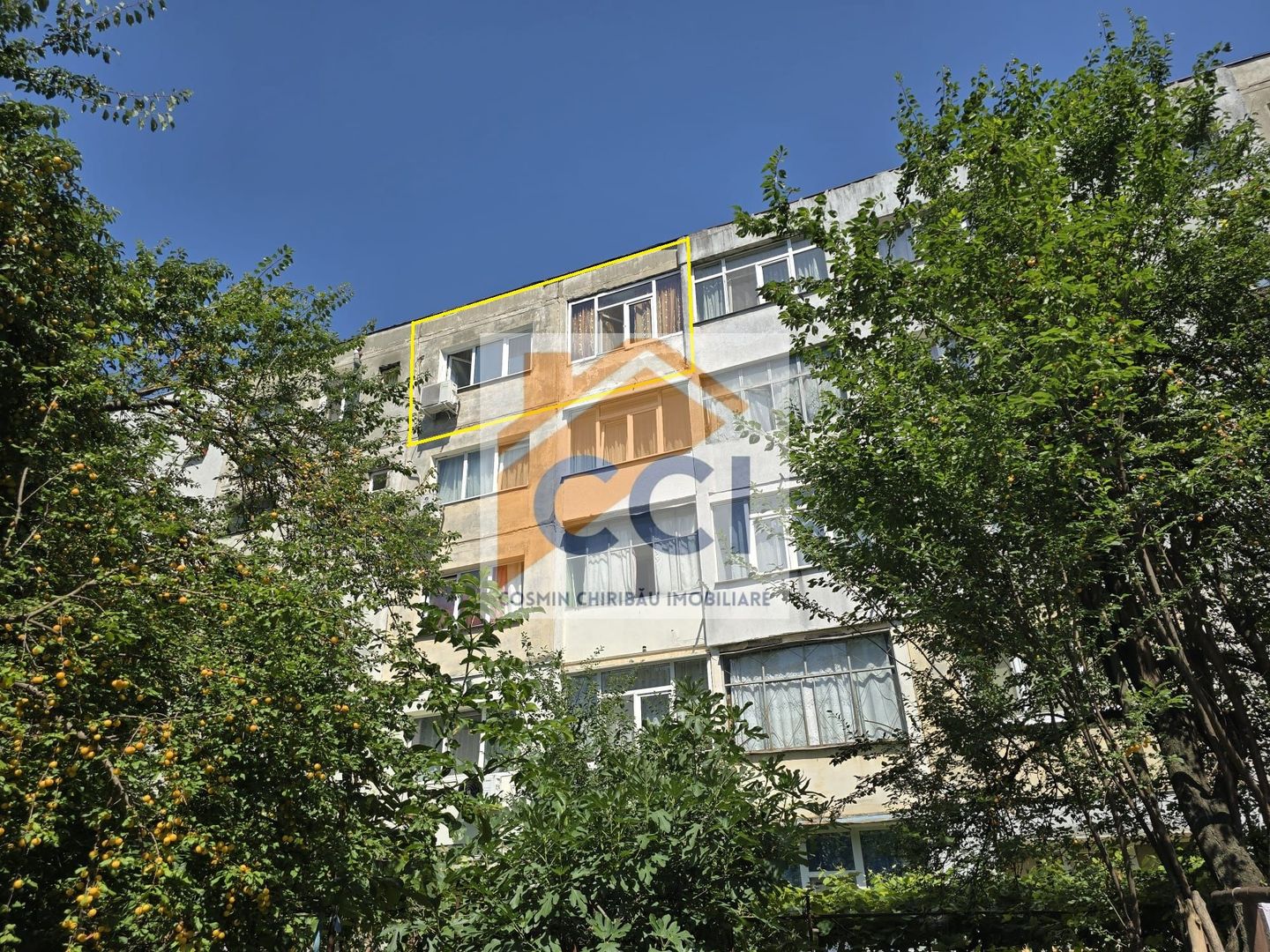 Apartament cu personalitate, logie și boxă – Strada Neptun, nr. 6