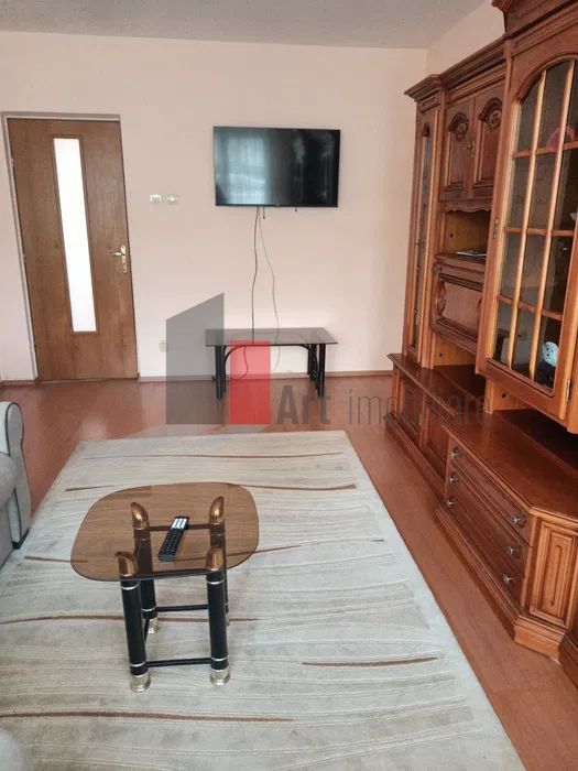 Inchiriere apartament 3 camere Gorjului