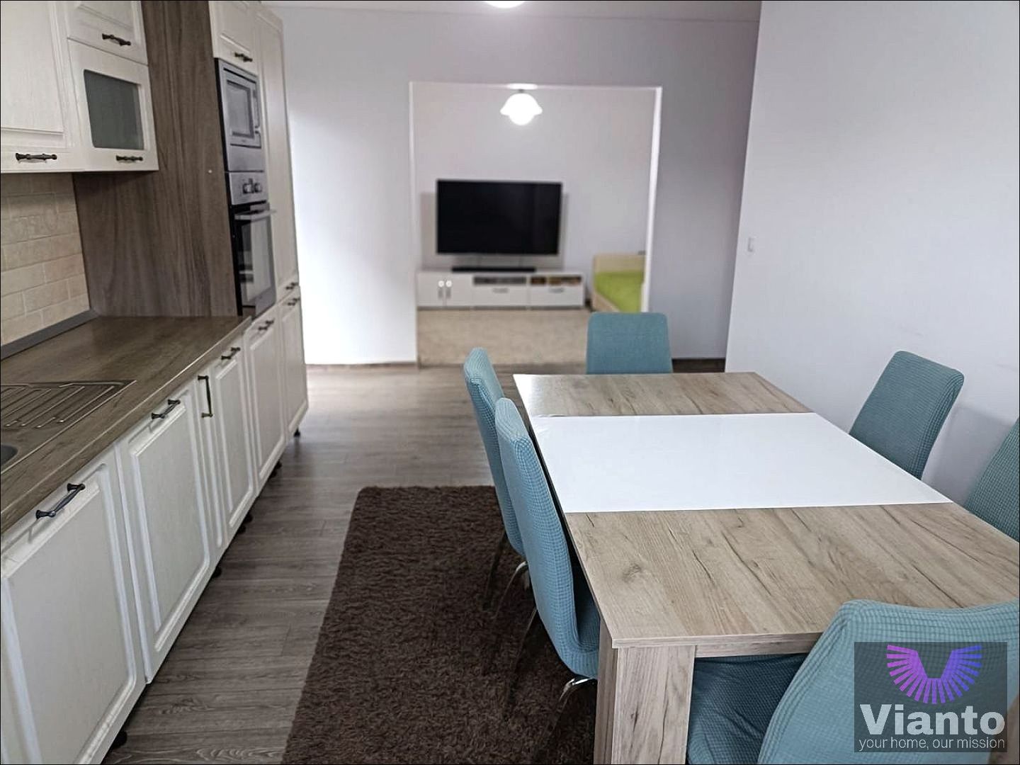 Apartament 3 camere renovat si curte 44mp | Arhitectilor | Loc parcare
