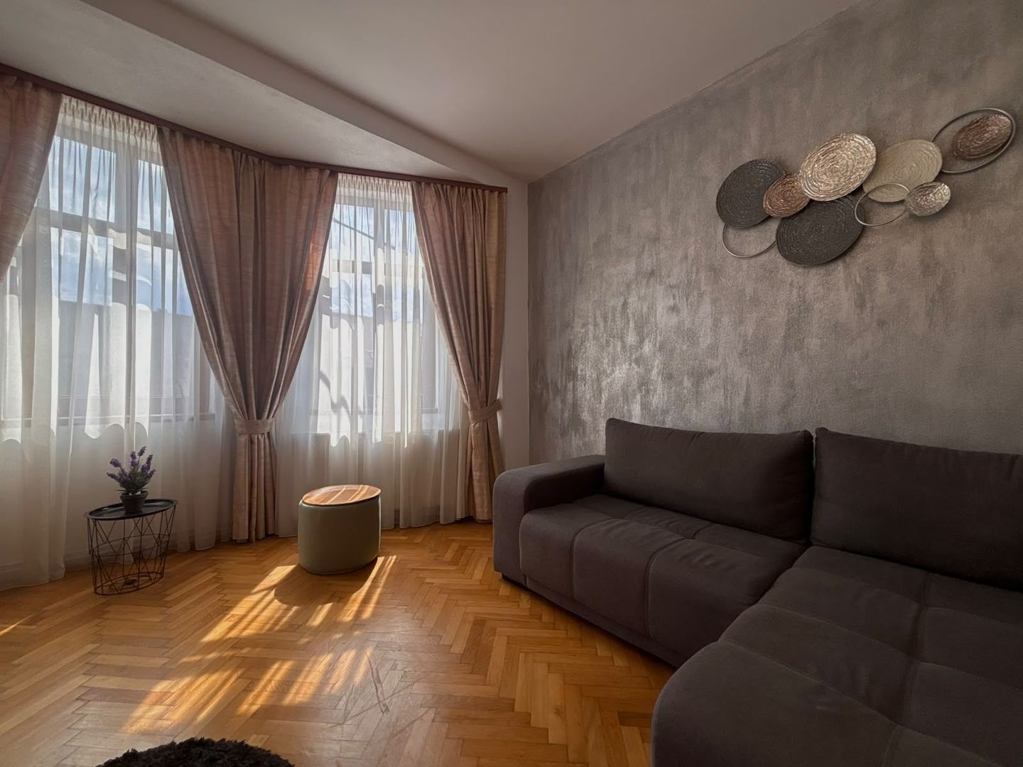 Apartament modern și elegant în zona Centrală