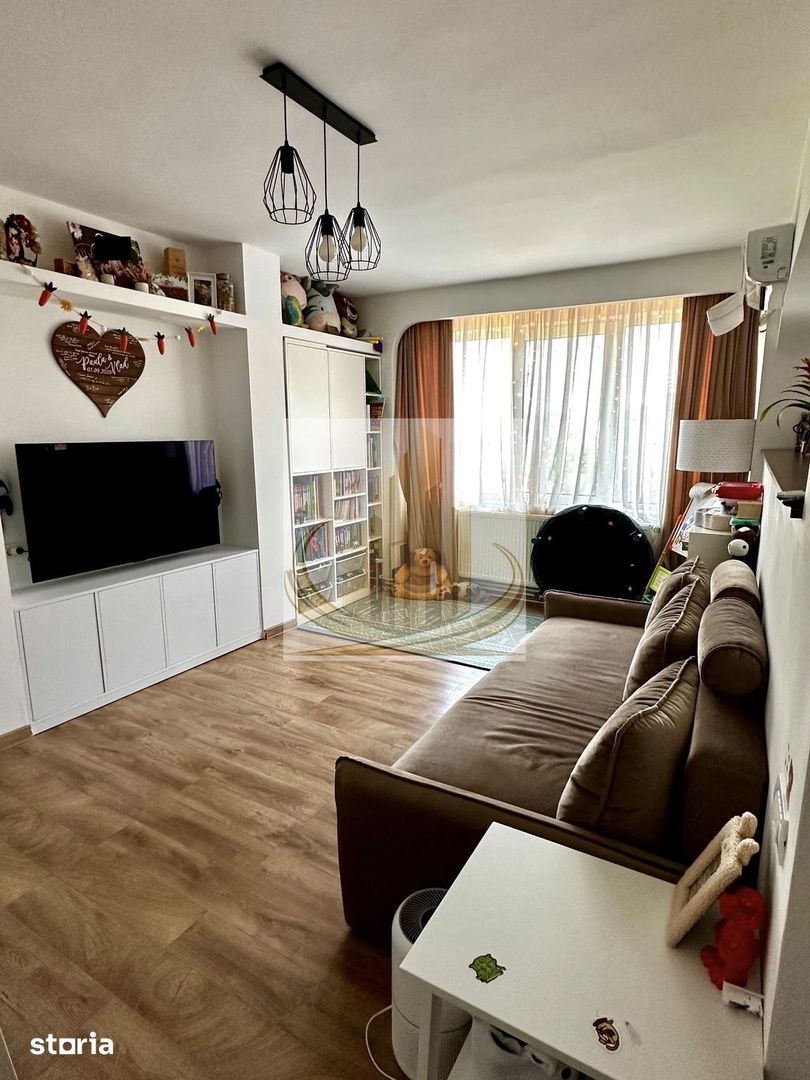 Apartament cu 4 camere si 2 bai | 84 mp | decomandat | zonă centrală