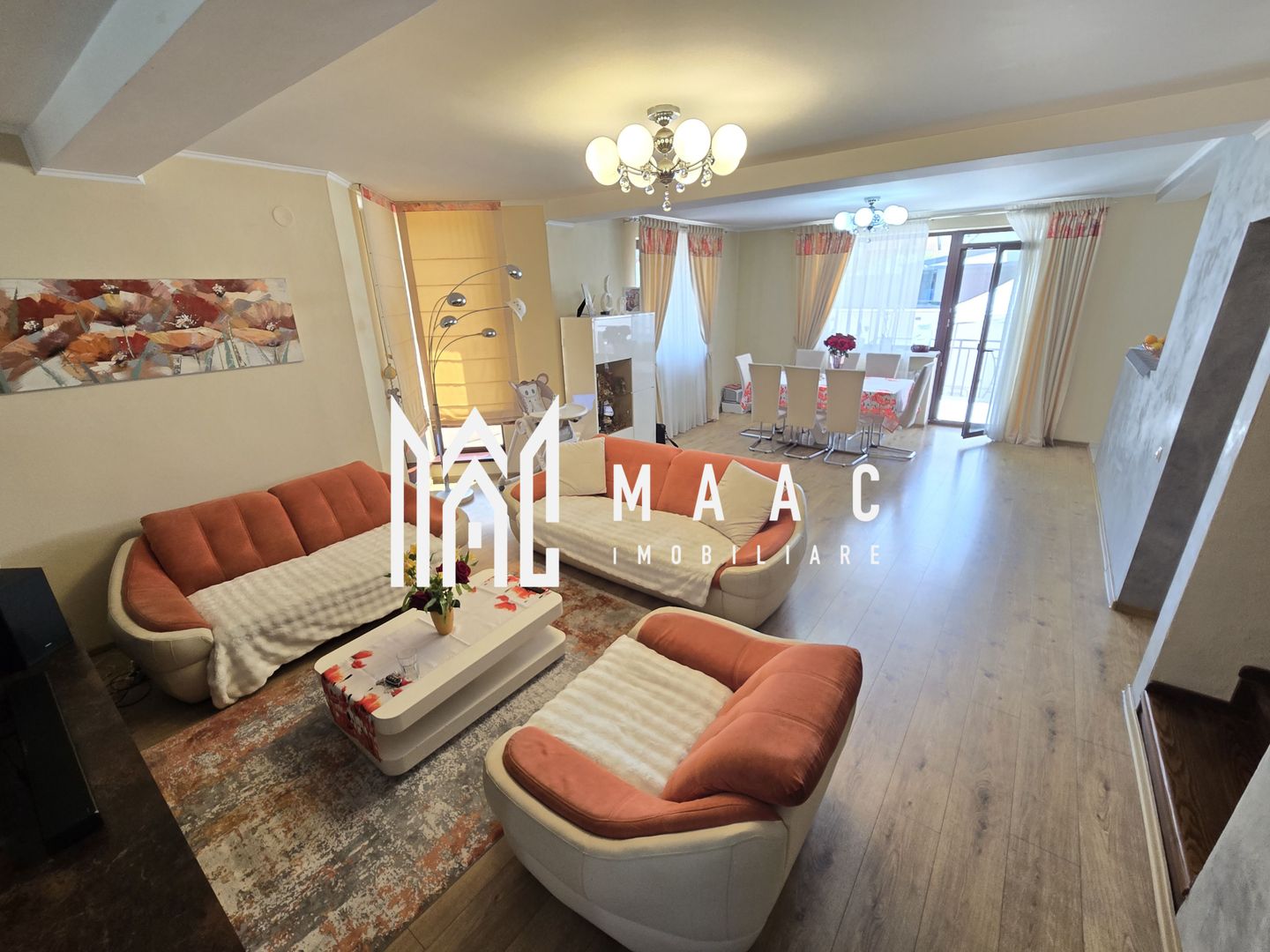 Vila 5 camere moderna 300 mp teren Zona Tineretului