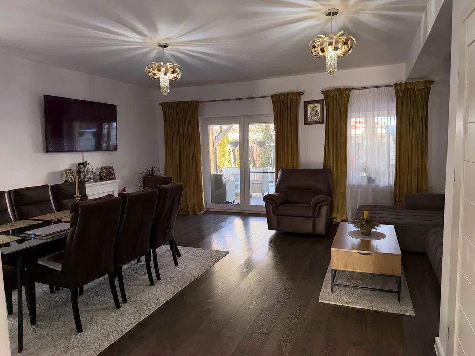 Casa tip duplex / Cartierul Arhitectilor