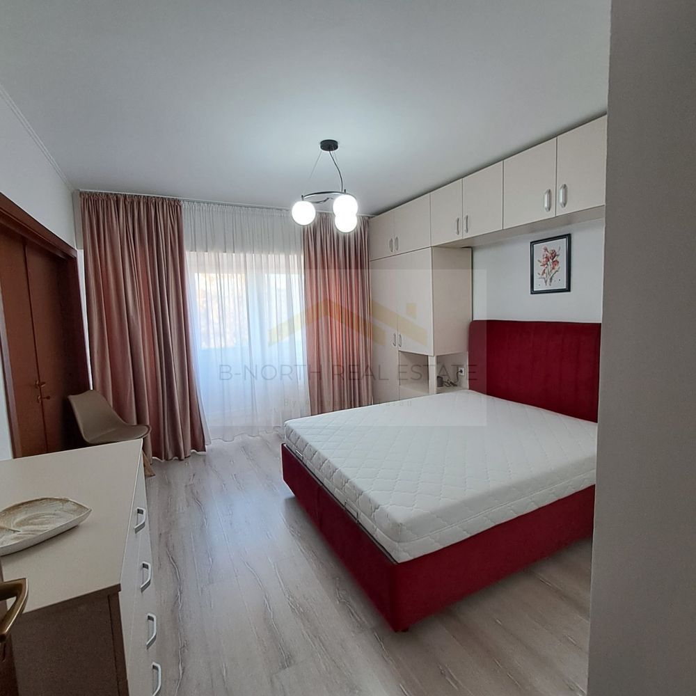 Apartament 2 camere de închiriat | Bulevardul Unirii | Vedere la fântâni |Metrou