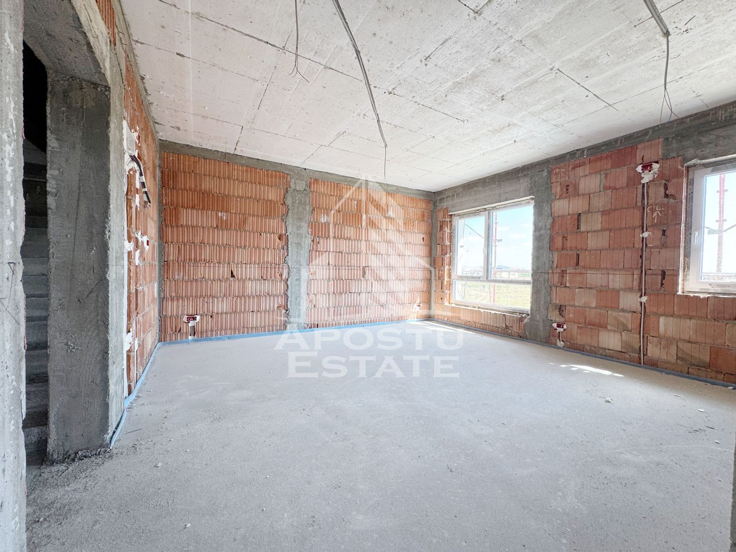 Apartament 2 camere de vanzare, etaj intermediar, Calea Urseni, Giroc