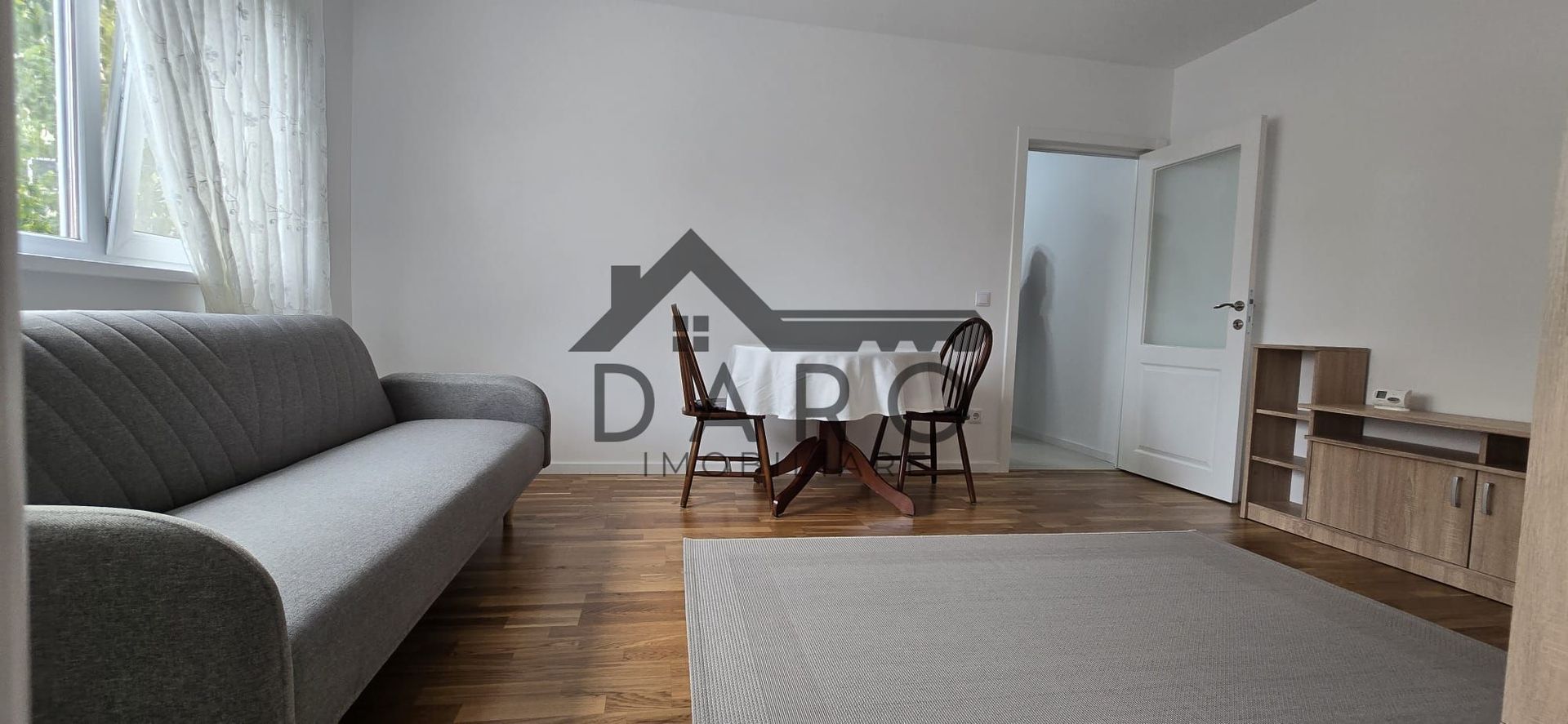 Inchiriez apartament cu doua camere semicentral, zona Nova Vita, Top Med