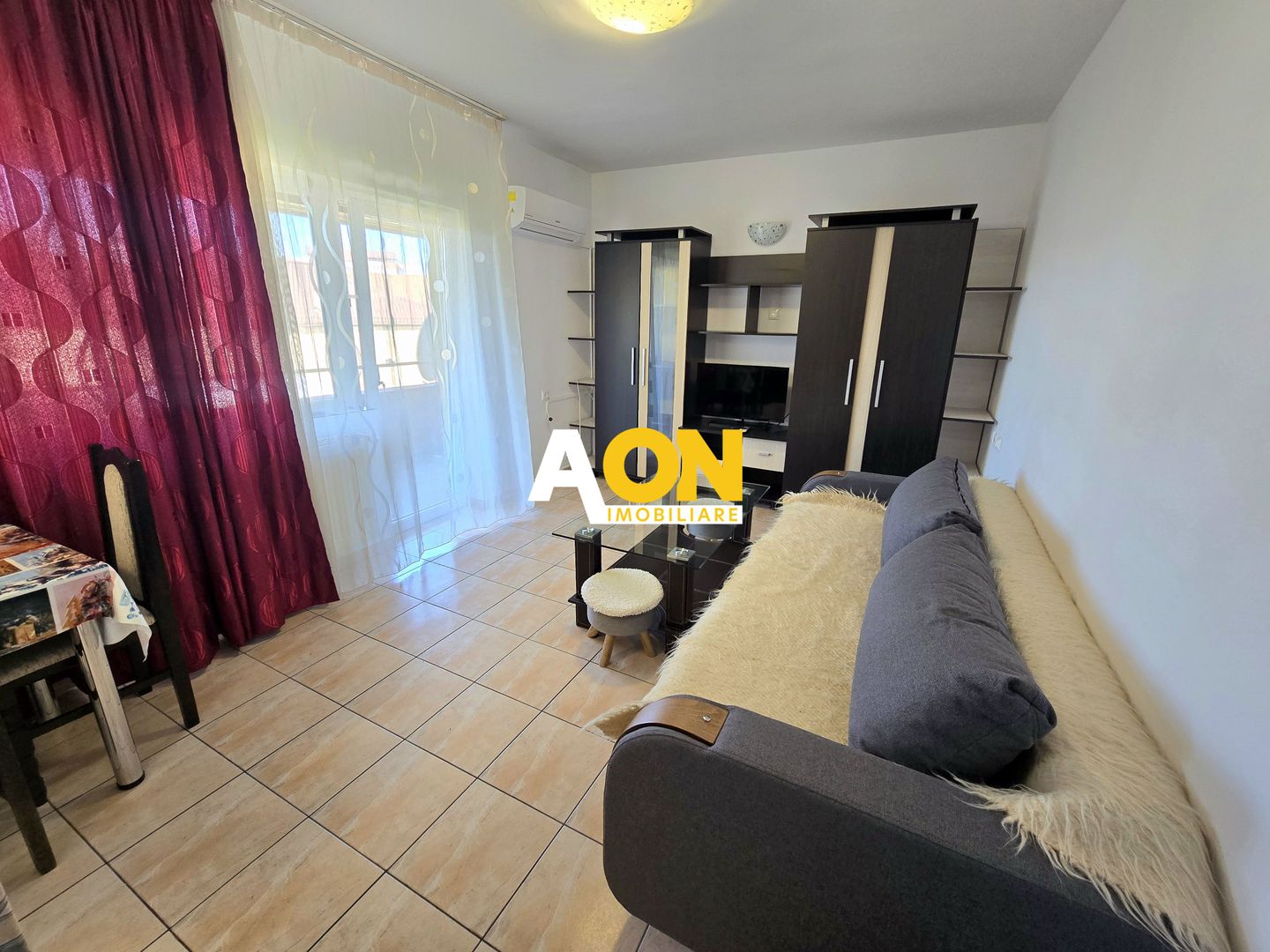 Apartament cu 2 Camere, Complet Mobilat, zona Alba Mall