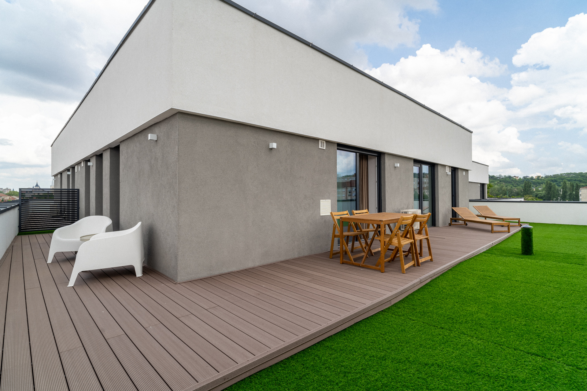 Apartament nou cu 3 camere cu o terasa de 97 mp, bloc „Verde” in Oradea