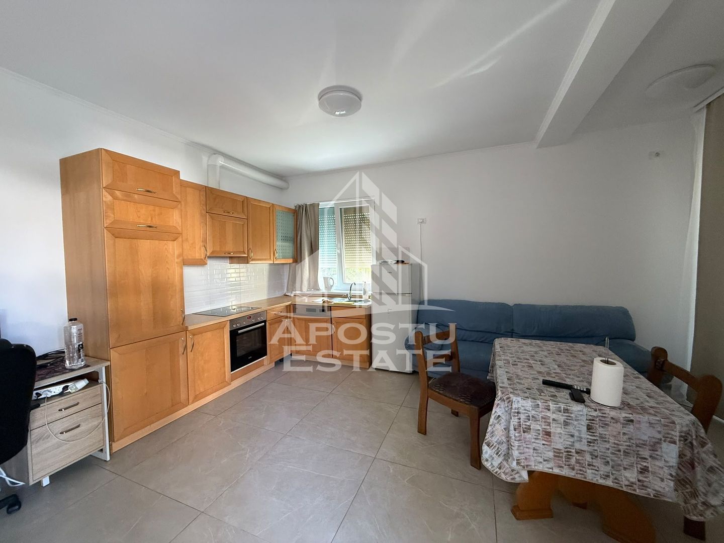 Duplex cu 2 camere, de inchiriat, curte,pet friendly, zona Lipovei