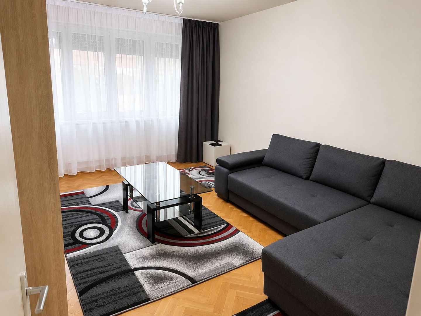 Apartament 2 camere decomandat | Zona Medicina – Bastion |
