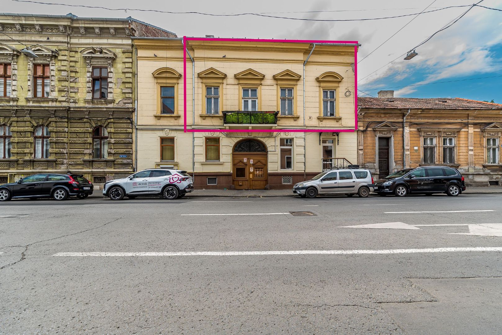 RAR pe piata Apartament cu 3 camere si balcon pe strada Horia