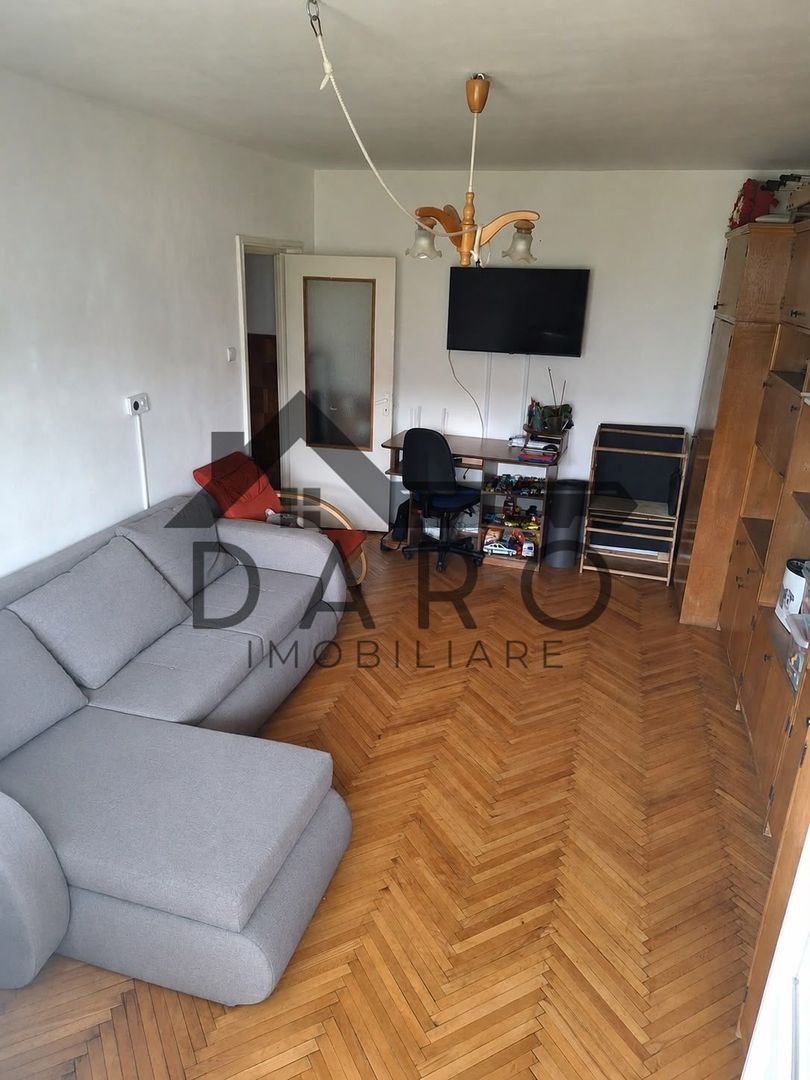 Oferim spre vanzare Apartament 2 camere în Tudor pret 87500 EUR
