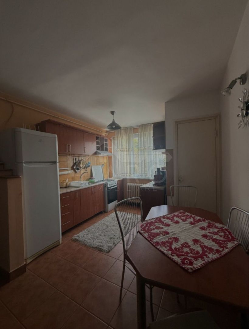 Apartament de inchiriat
