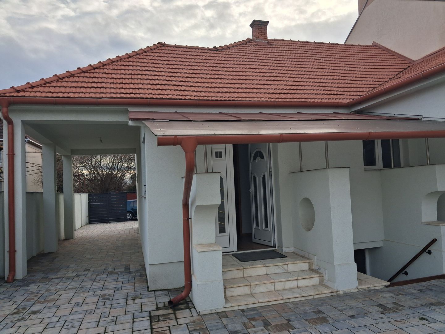 5 camere, Satu Mare