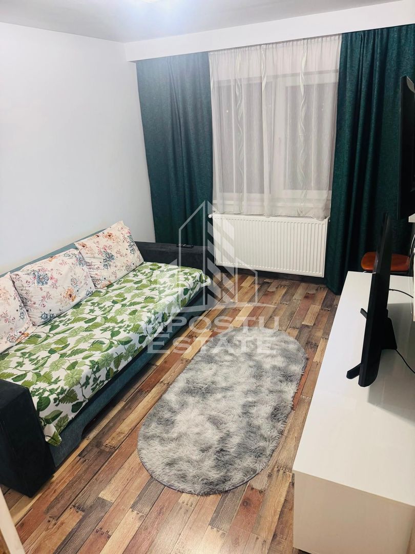 Apartament 3 Camere, Complet Renovat & Mobilat – Zona Alfa/64 mp