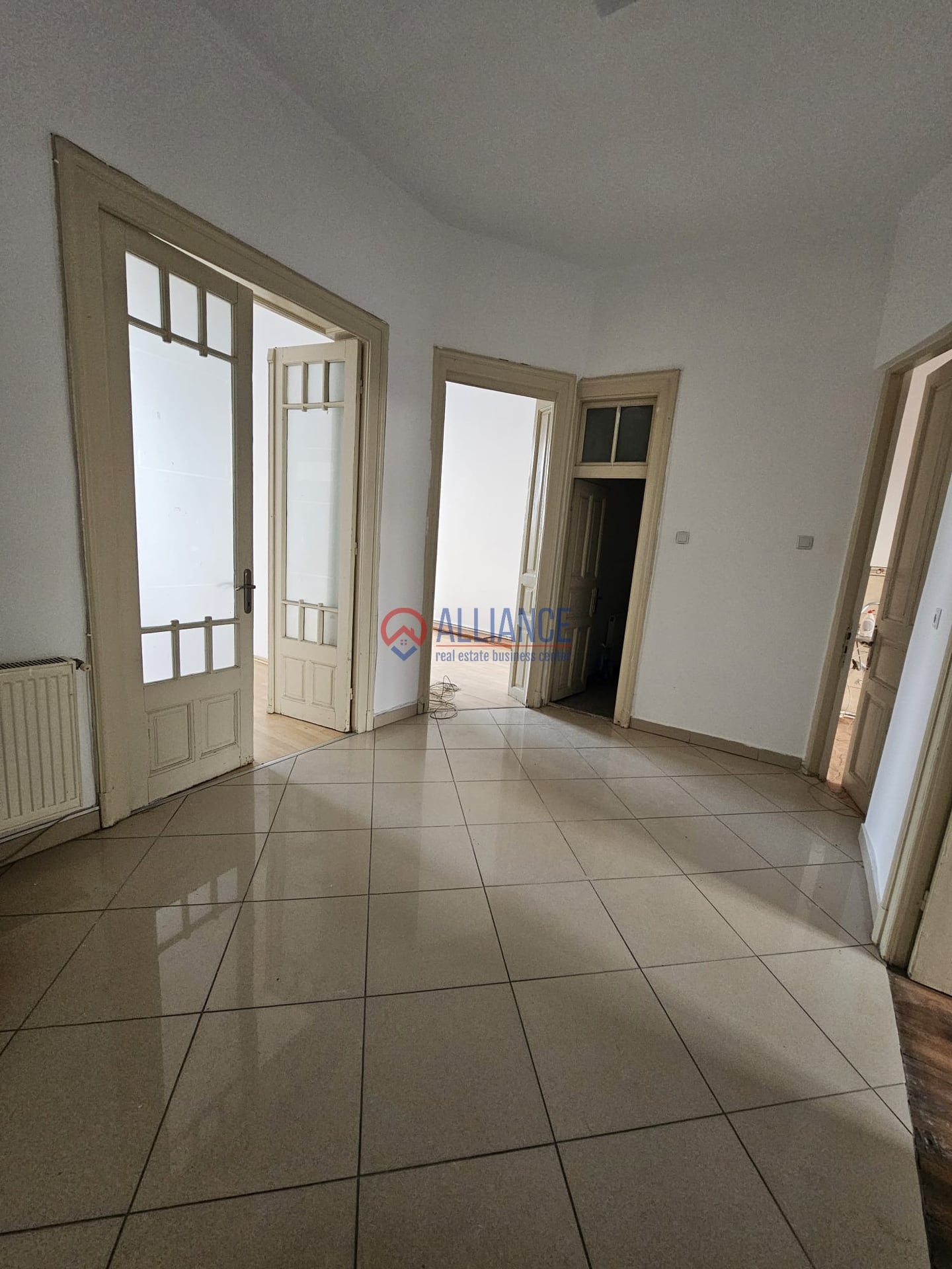 CENTRU - spatiu de birou disponibil imediat!