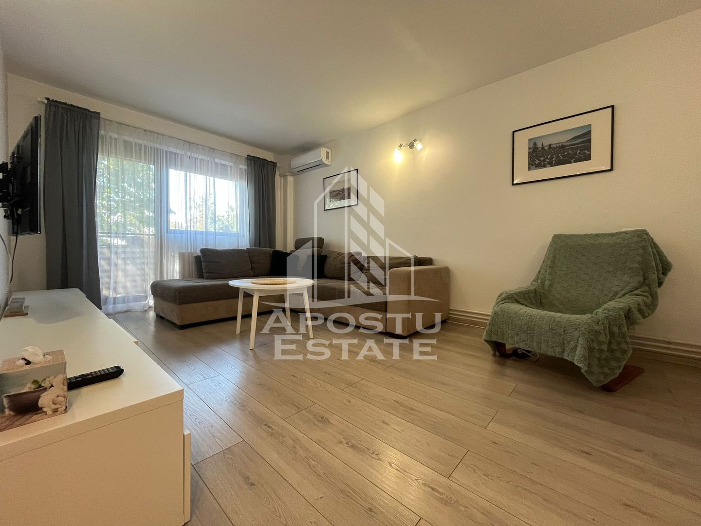 Apartament 4 camere, zona AFI