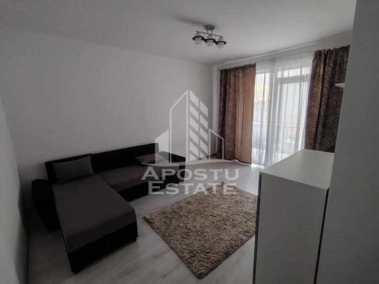 Apartament cu 2 camere de închiriat- centrala proprie, Giroc