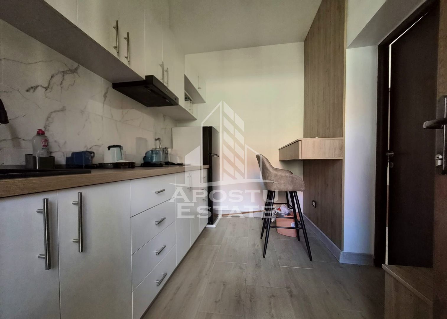 Apartament o camera ,zona Ultra central