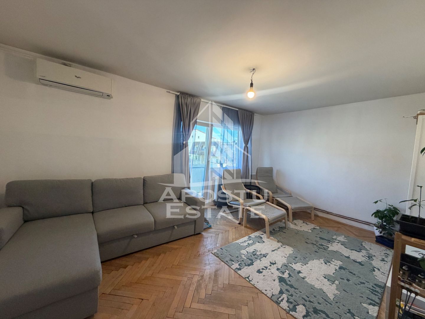 Apartament cu 2 camere de vânzare ,decomandat, Zona Bucovina,Timisoara