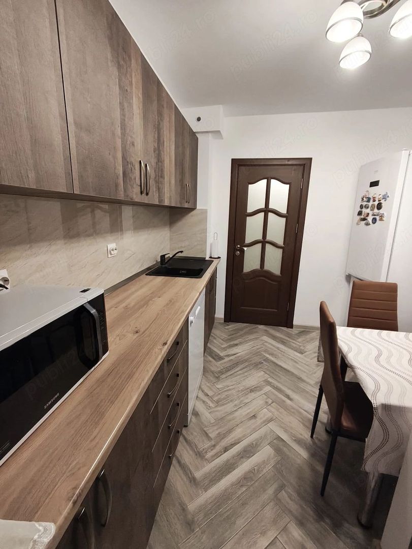 De inchiriat apartament 2 camere Mazepa 1, etaj 5, 450 euro