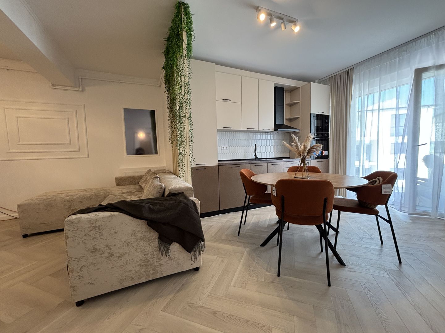 Apartament 3 camere PREMIUM în Șelimbăr, zona Triajului