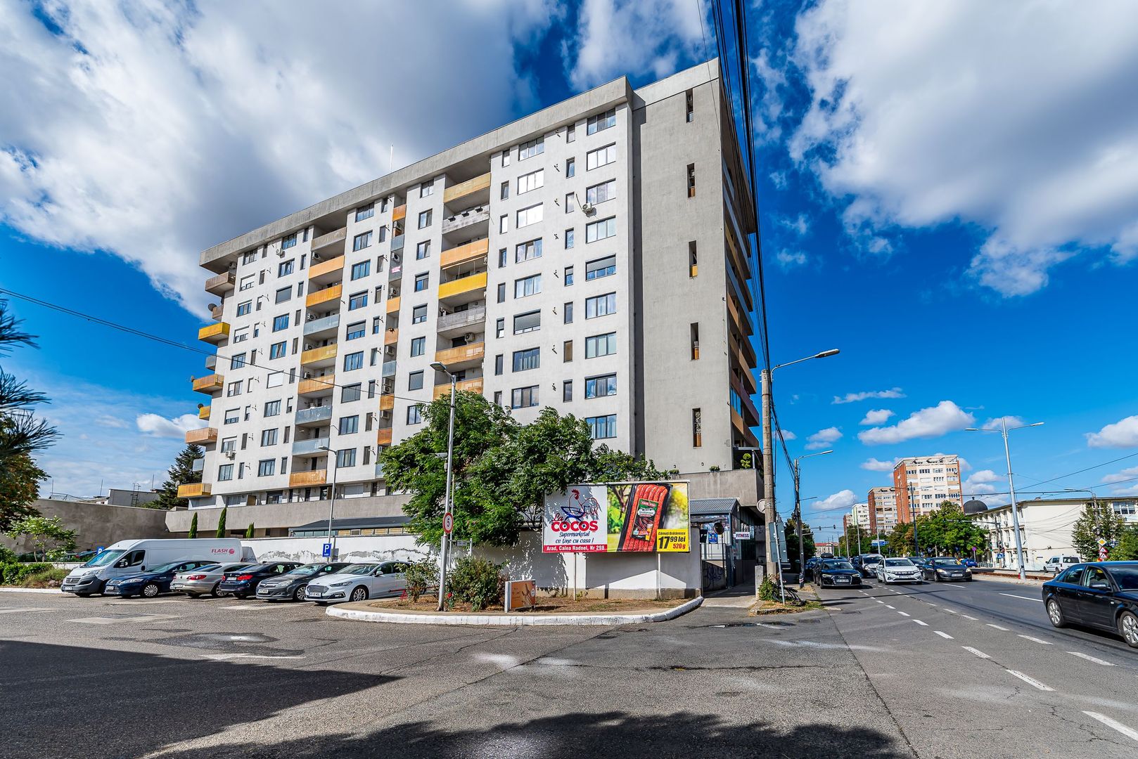 2 camere în blocul Urbanna: Orientare spre răsărit și conf...