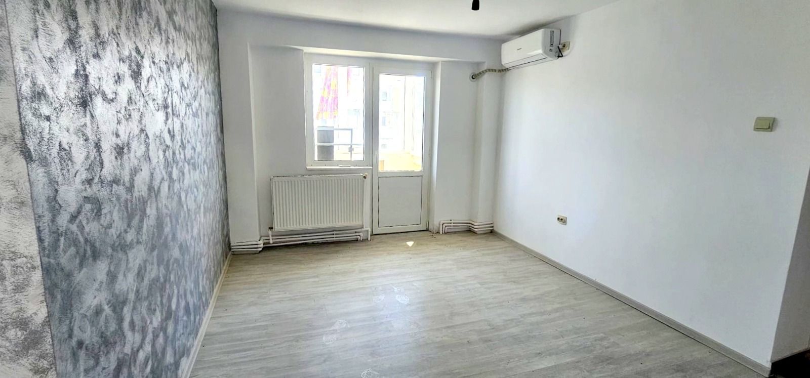De vanzare apartament cu 2 camere, renovat, etaj9, Viziru 3, 43.000 euro