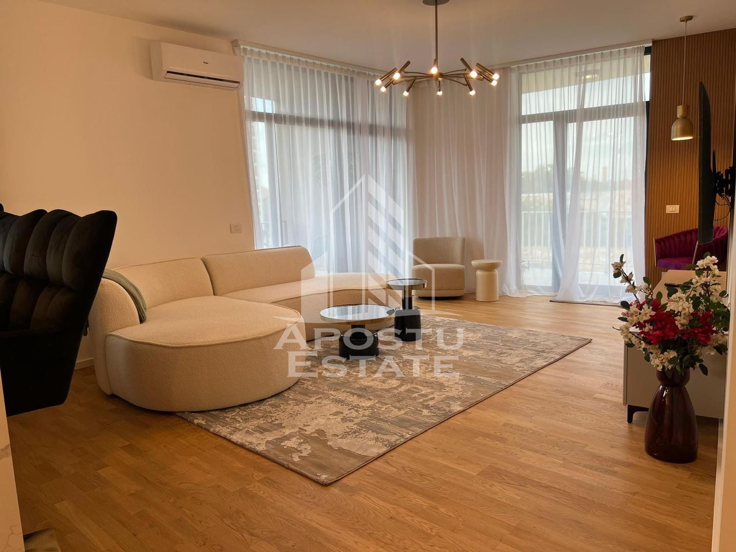 Apartament de lux cu 4 camere, zona Take Ionescu (ISHO)