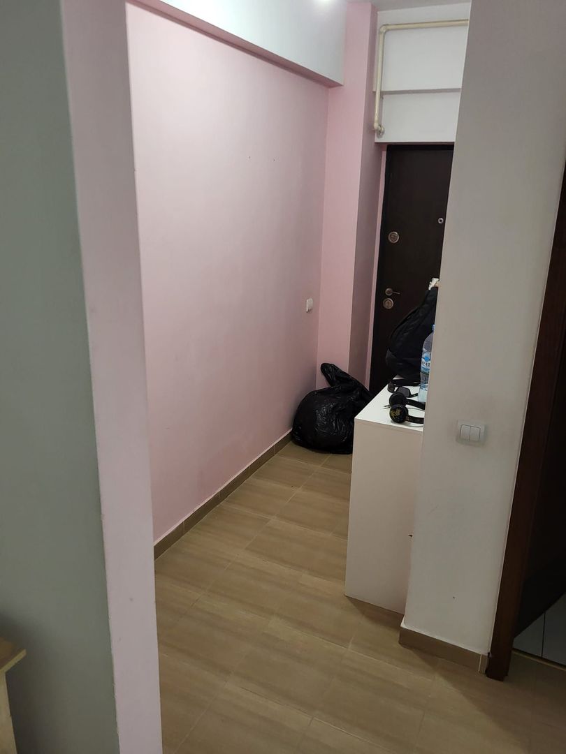 Inchiriez garsoniera mare Popesti, langa Manastierea Sfintilor Romani