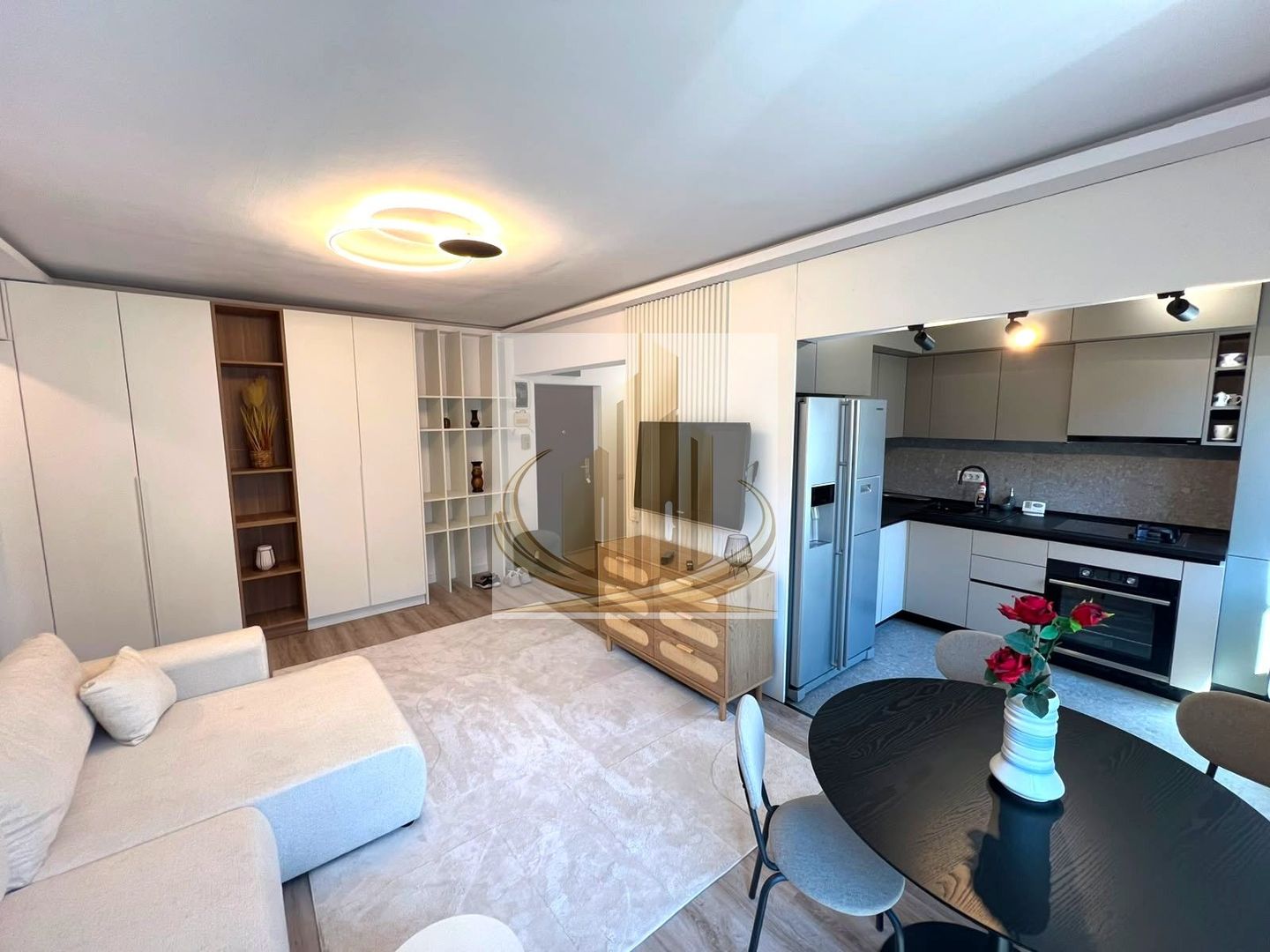 Apartament 2 cam ultracentral, renovat integral – Piața Victoriei