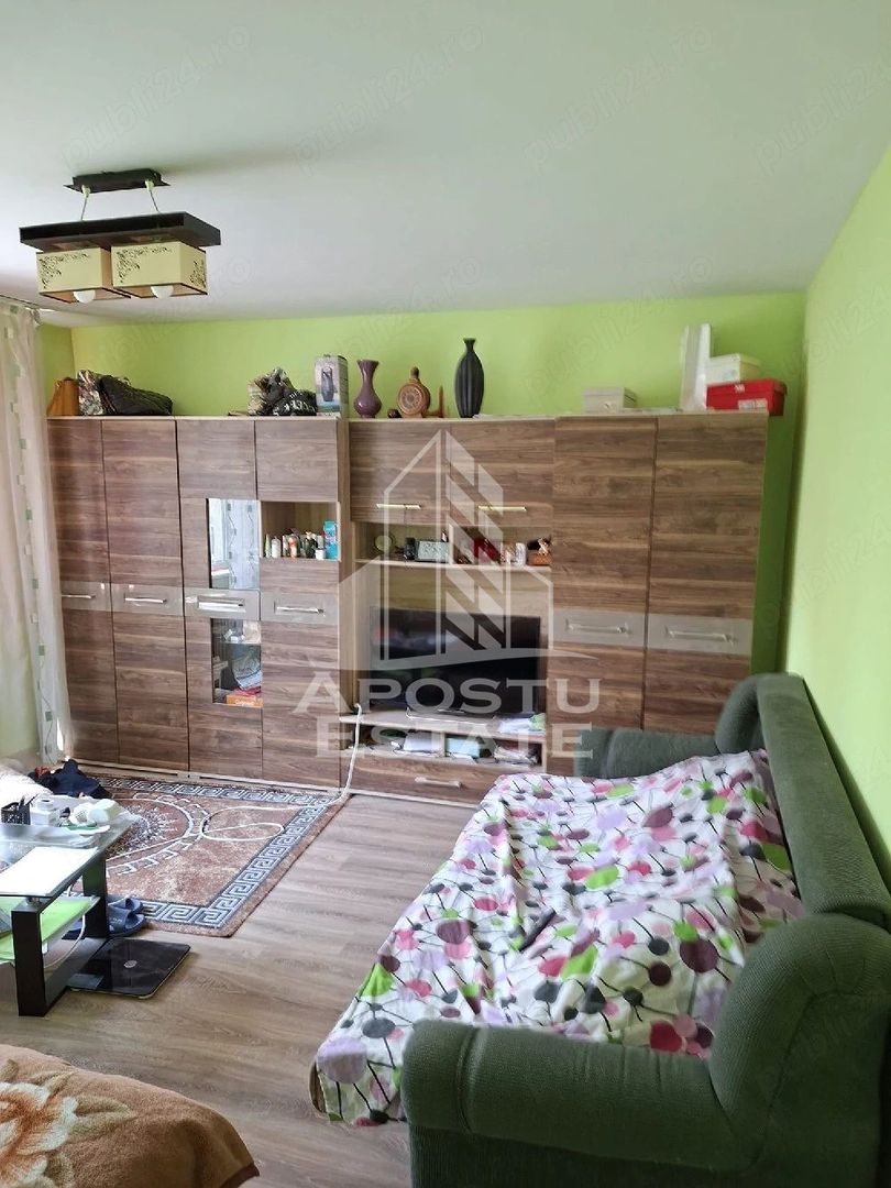 Apartament cu 2 camere de vanzare, zona Circumvalațiunii Timisoara