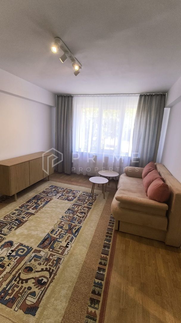 Apartament 2 camere, mobilat și utilat, etaj 1, Semicentral