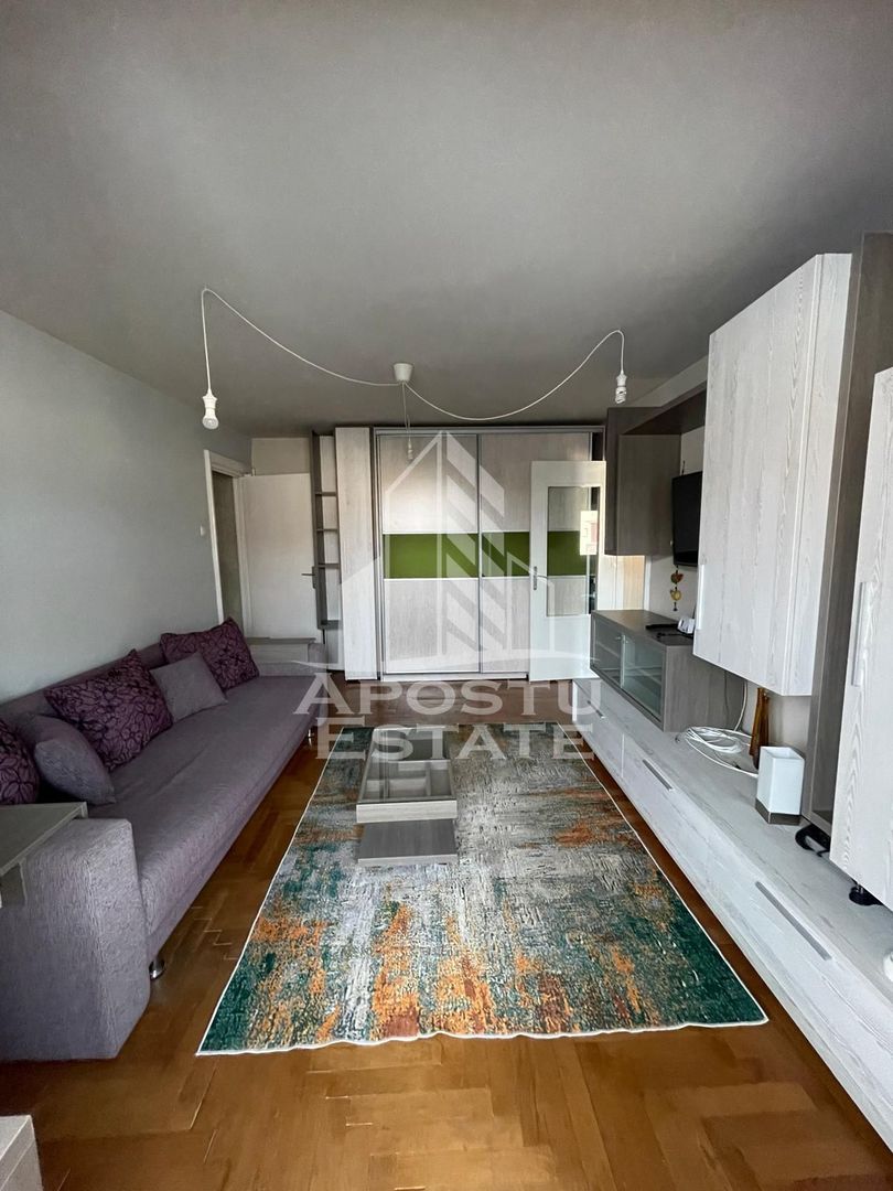 Apartament cu 2 camere de inchiriat in zona Sala Olimpia