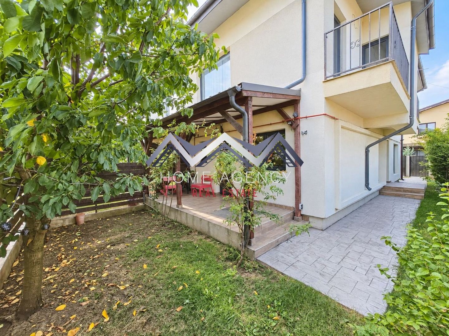 Casă duplex P+1+pod, 4 camere, mobilată – Otopeni
