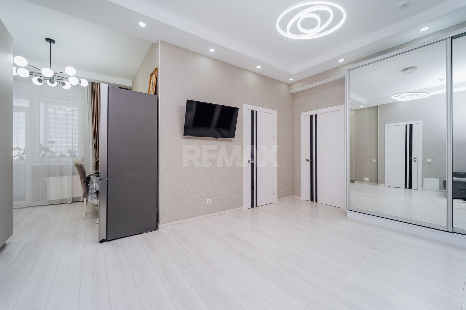 Apartament 3 camere, Botanica