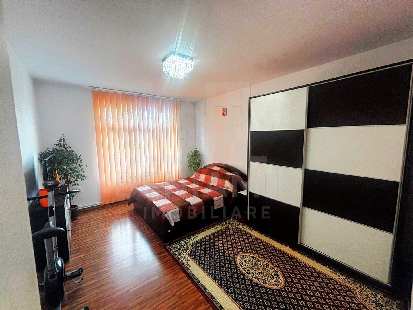 2 Decomandate -49 mp-Mobilat-Anvelopat-Centrul-Civic