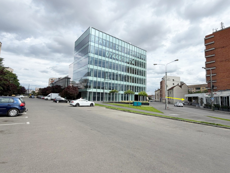 Spatiu comercial 268 mp Piata Cetatii | Vitrina mare | Parcare