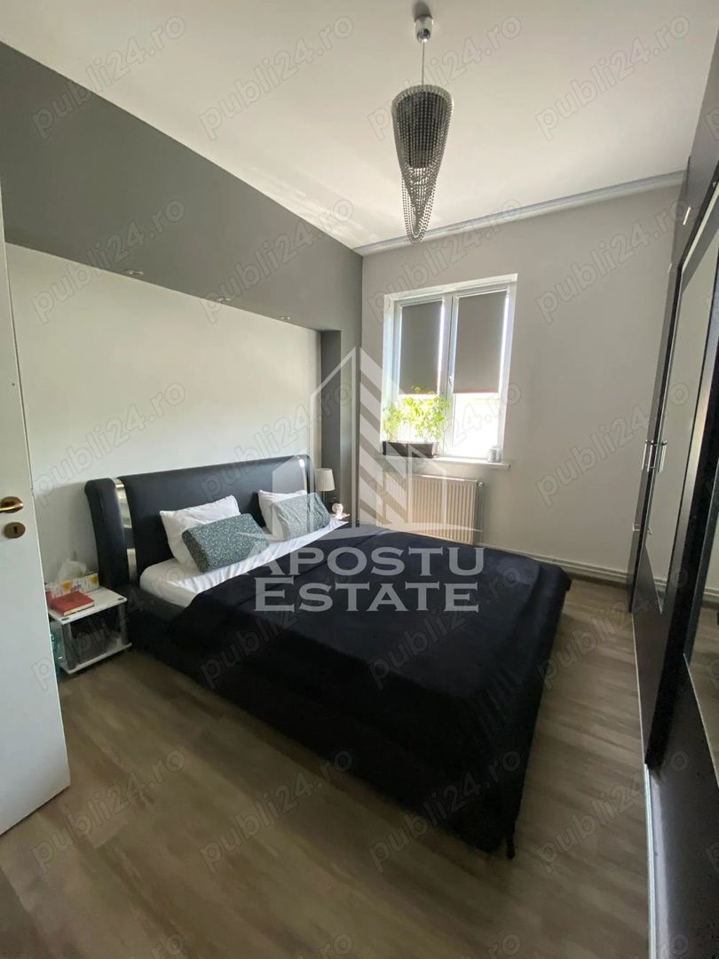 Apartament cu 2 camere de vanzare,decomandat, Zona Aeroport Timisoara