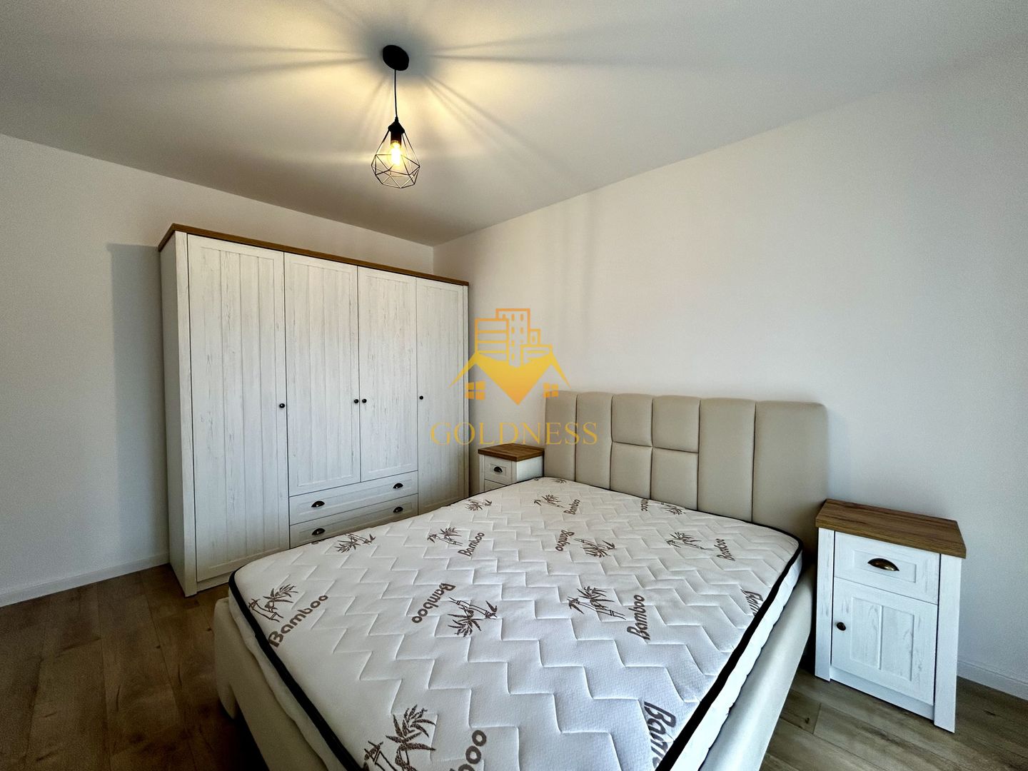 3 camere open space, Modern, Totul Nou, Zona Porii, Floresti