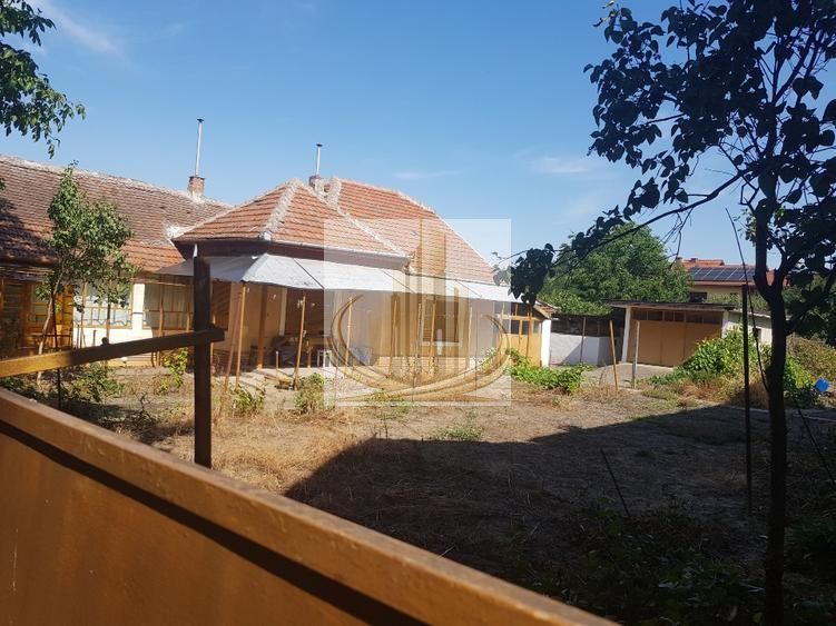 Casa 150 mp si teren in suprafata de 570 mp, Mehala